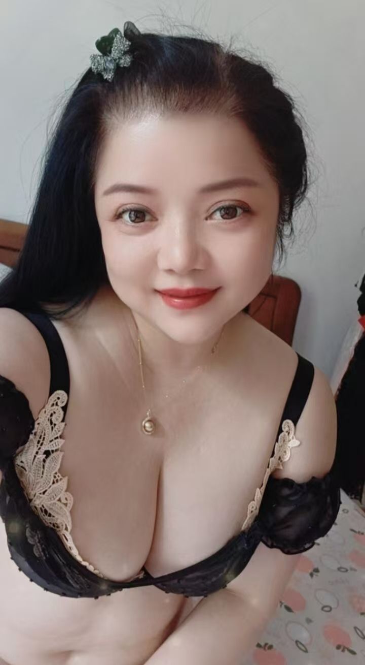 坦洲泄火少妇玉儿