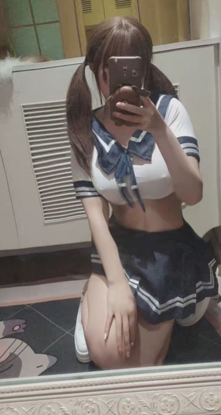 新疆重庆混血甜妹瑶依