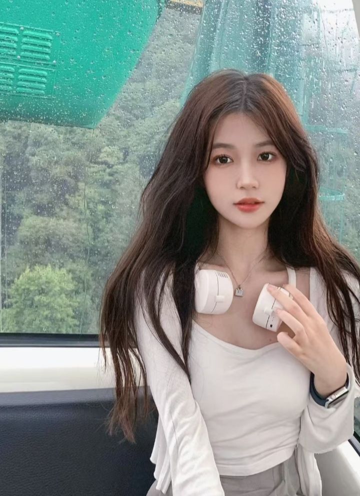 大白兔兼职甜妹小月