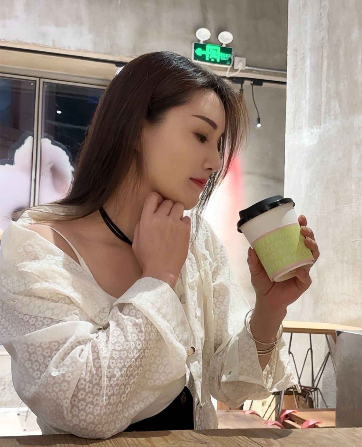 白云三元里冰冰 御姐风 身材技巧双s级 花样多 很细致