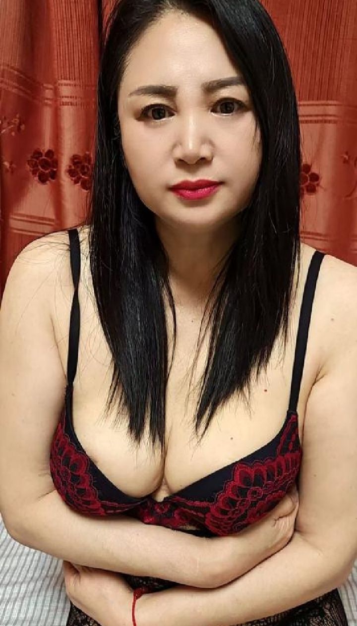 丰满大屁股泄火少妇