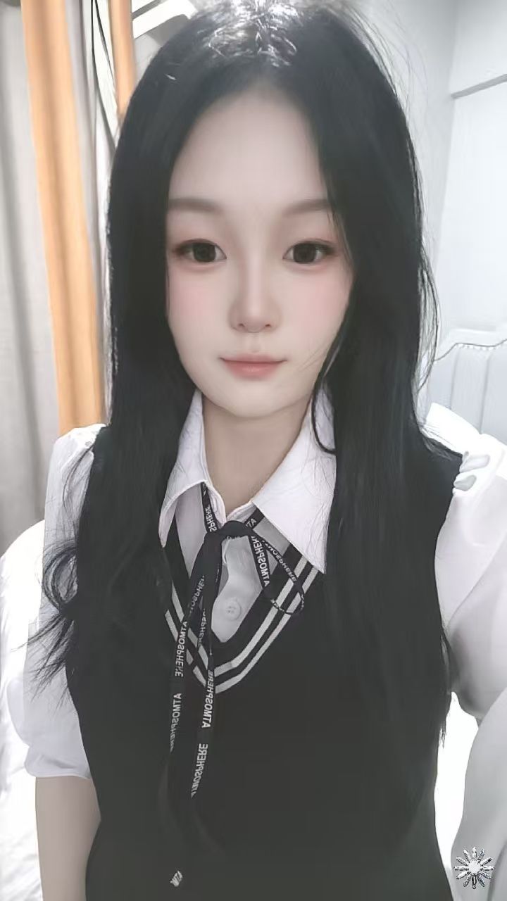 甜甜肤白大长腿