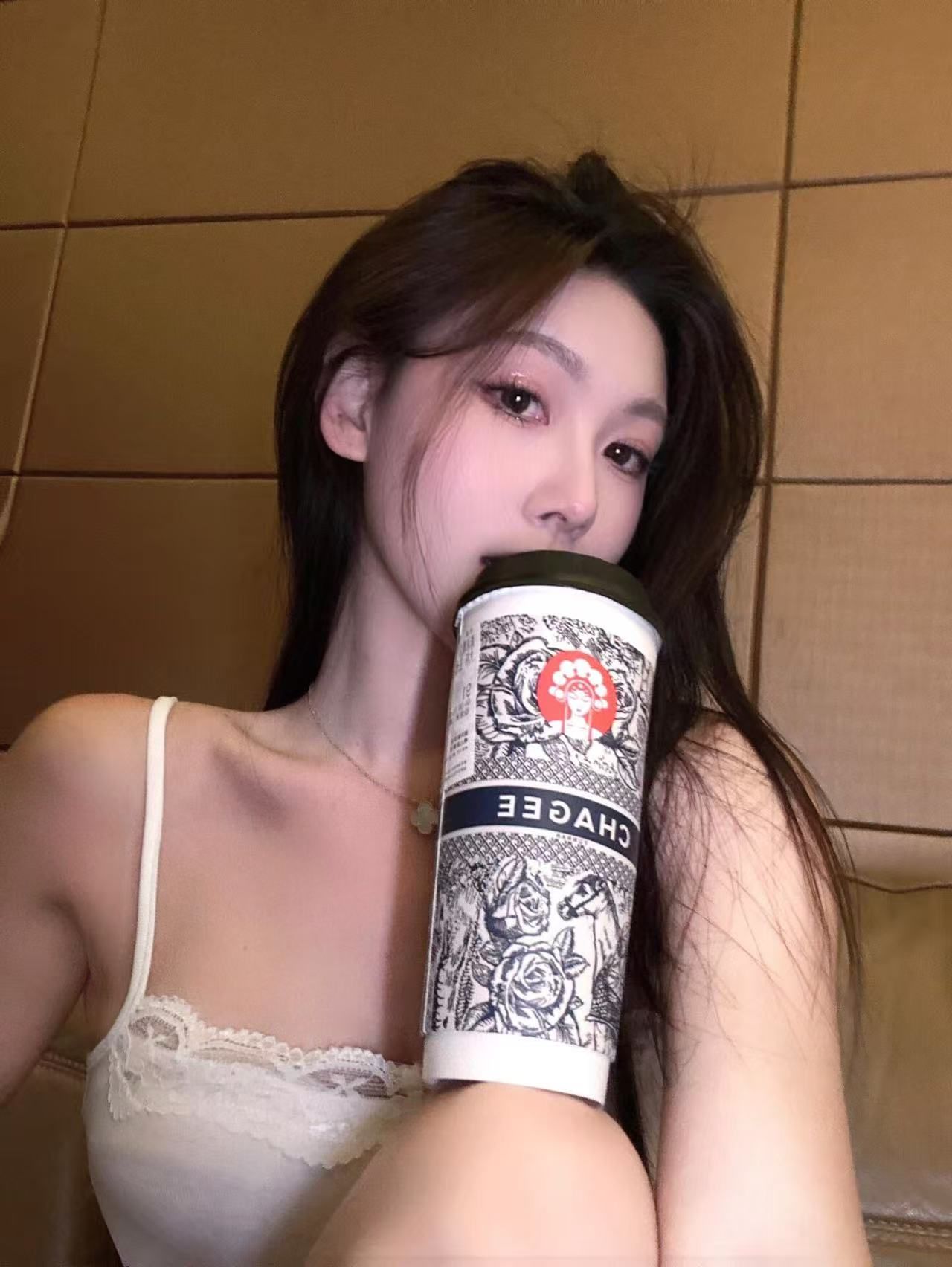 大胸妹妹会潮吹