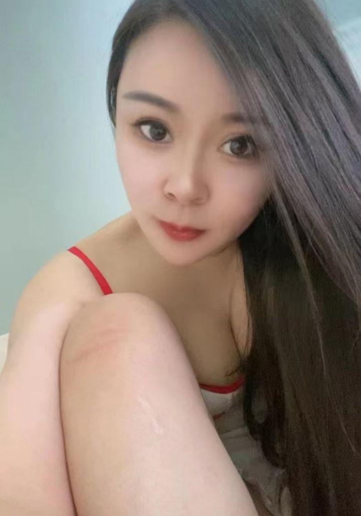 丰润热辣少妇娜姐