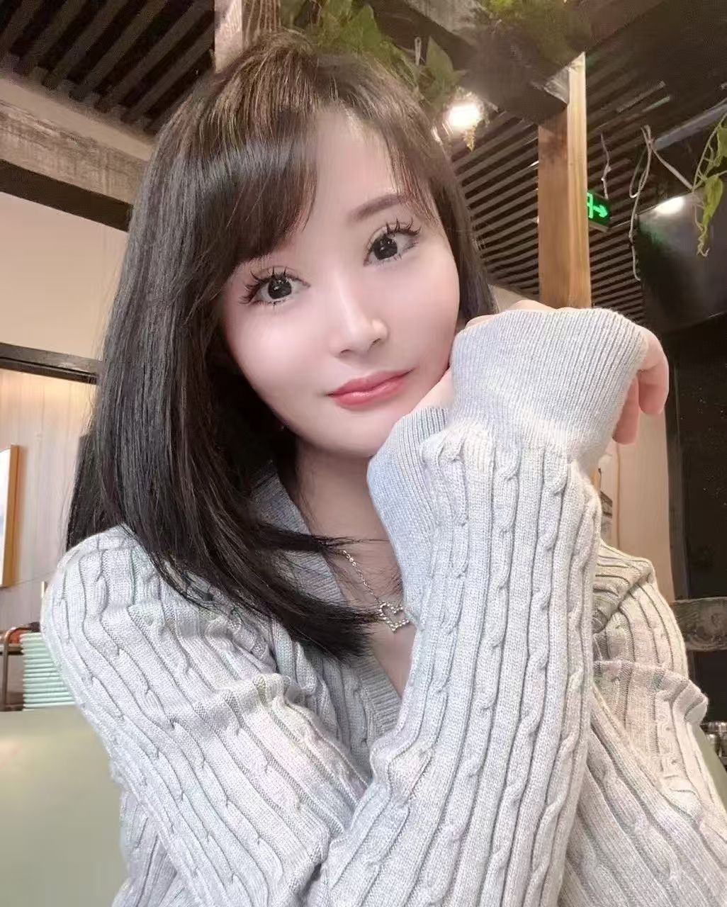 三通御姐金莲