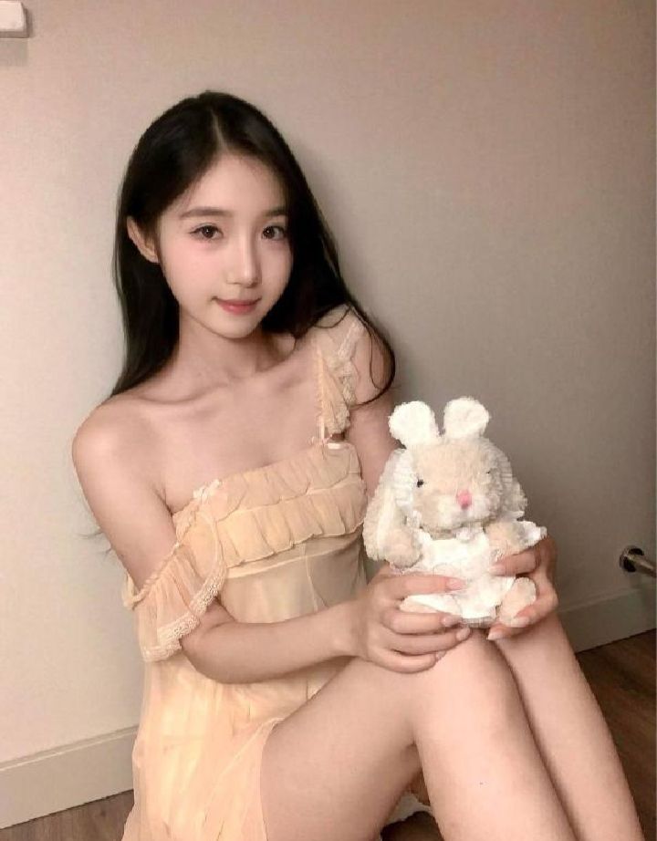 娇媚小女友萌萌