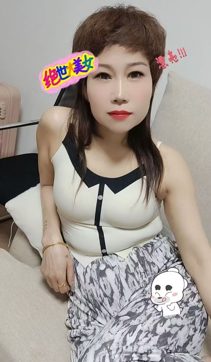 大观泄火熟女安安