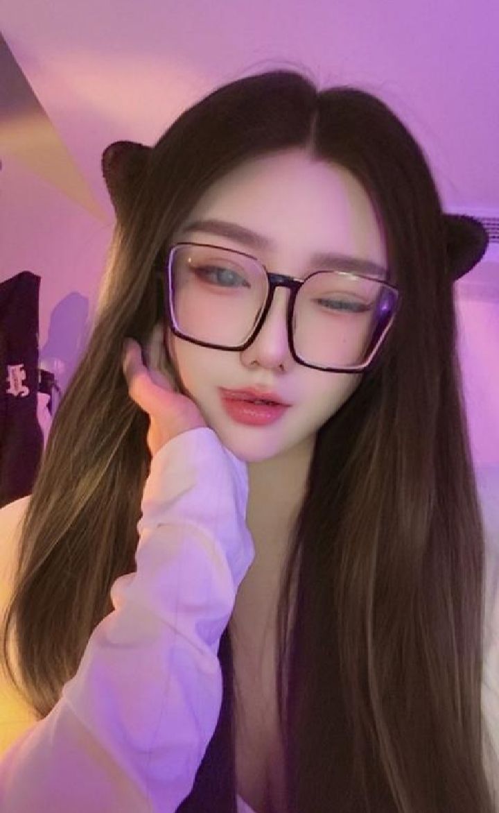 蜀山美臀小姐姐萱萱