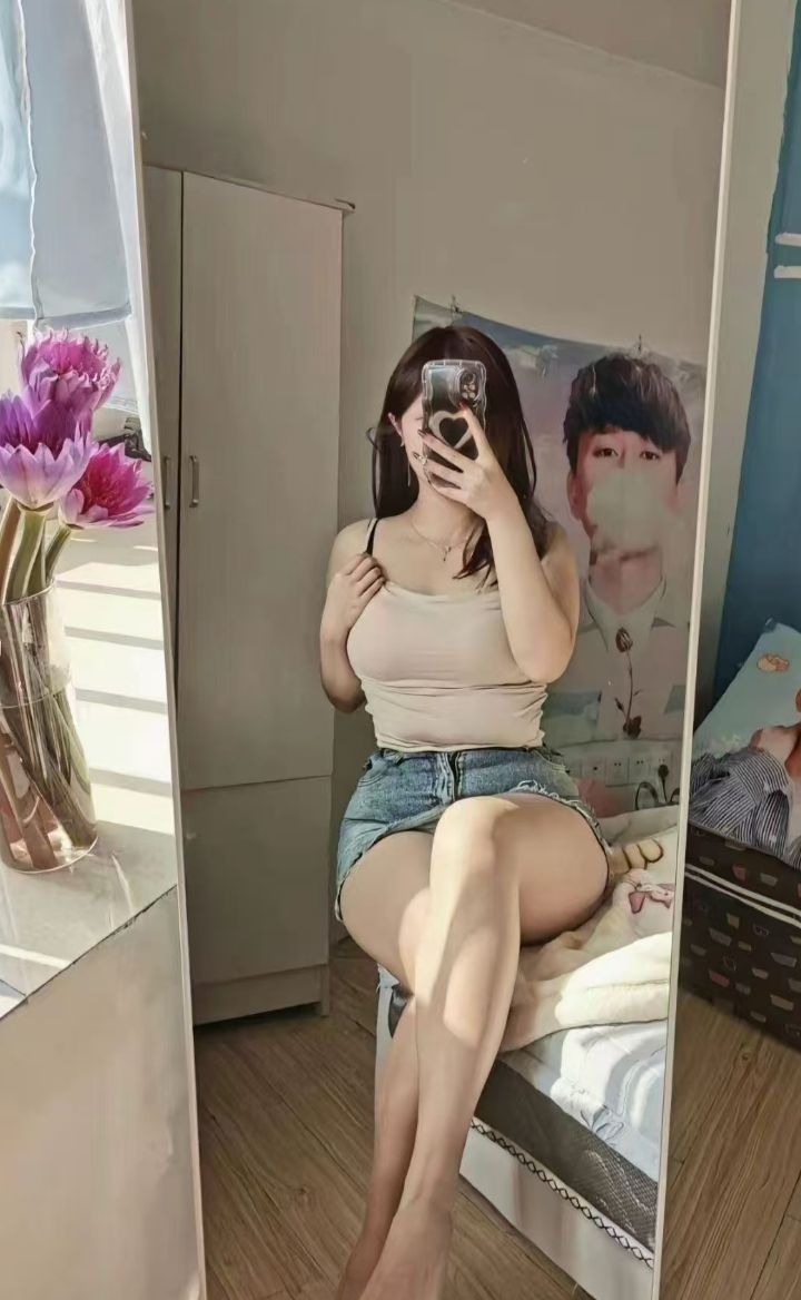 丰润情趣辣妹小樱桃
