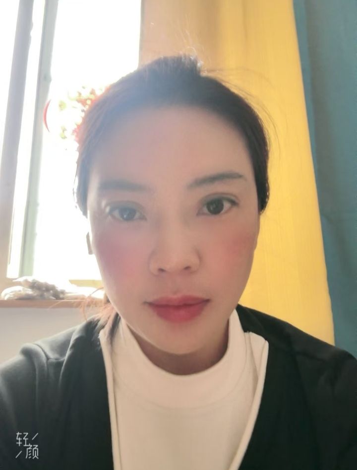 栖霞糕冷小美