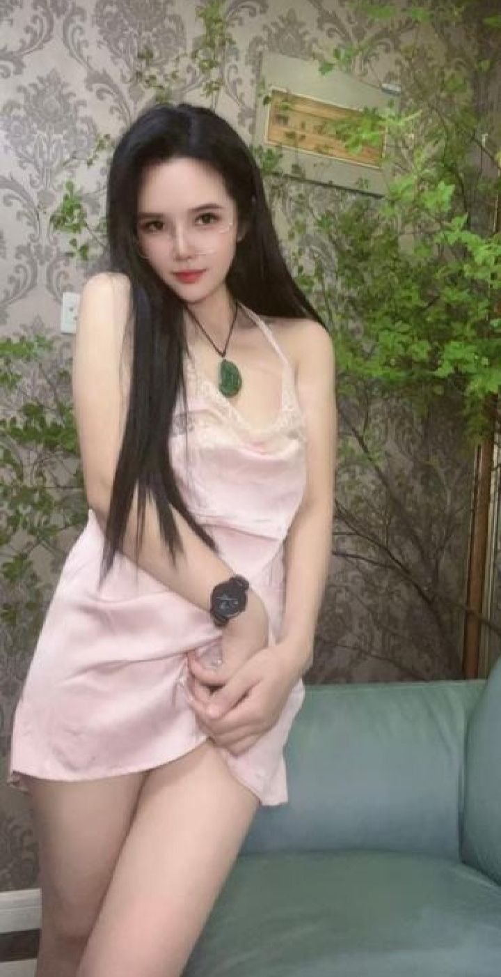 江宁情趣眼镜小少妇