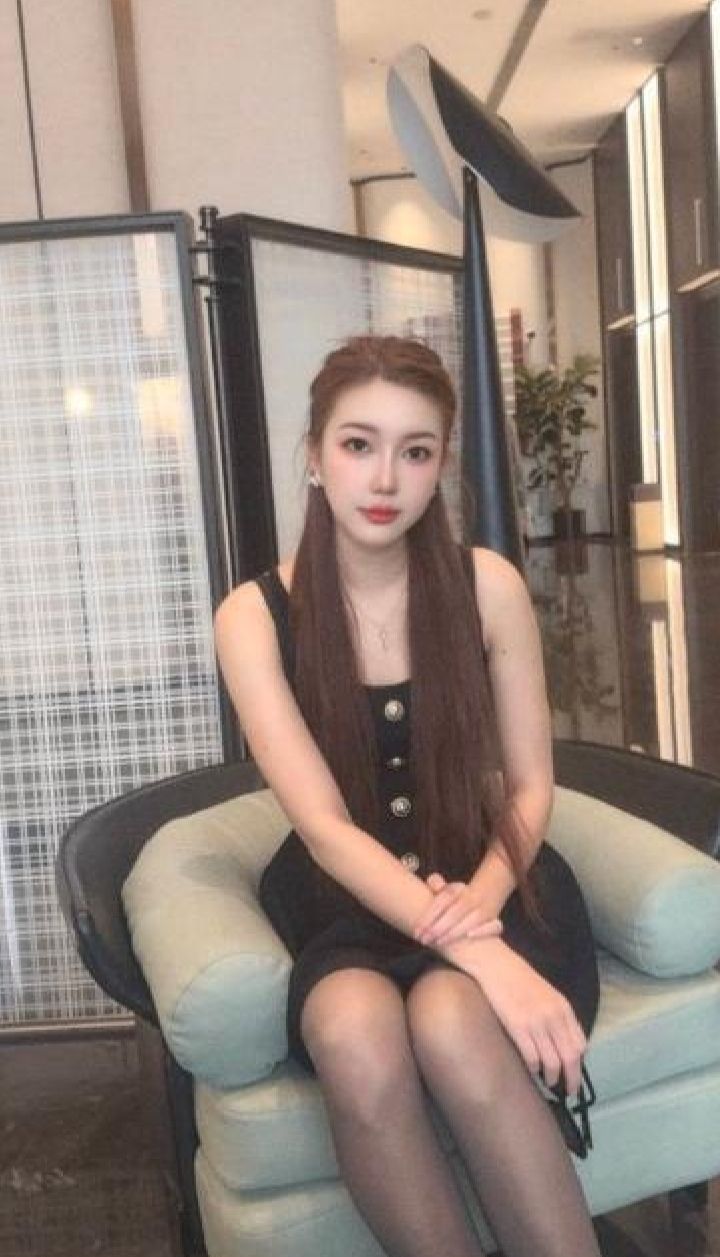 热情奔放大波浪美娜