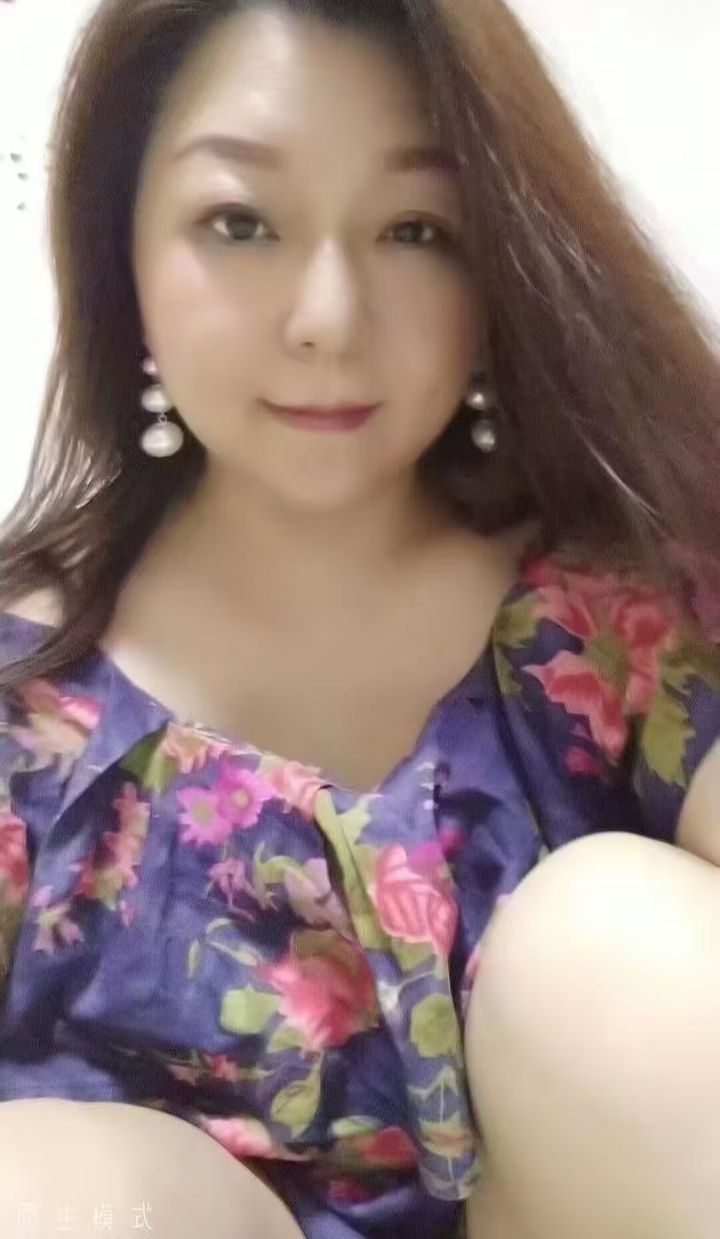 丰满泄火少妇雨荷