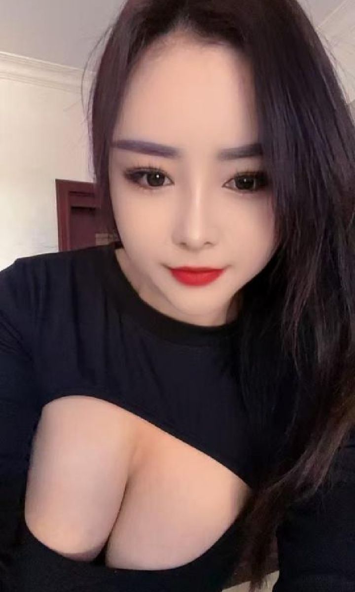 大白奶小少妇晴晴