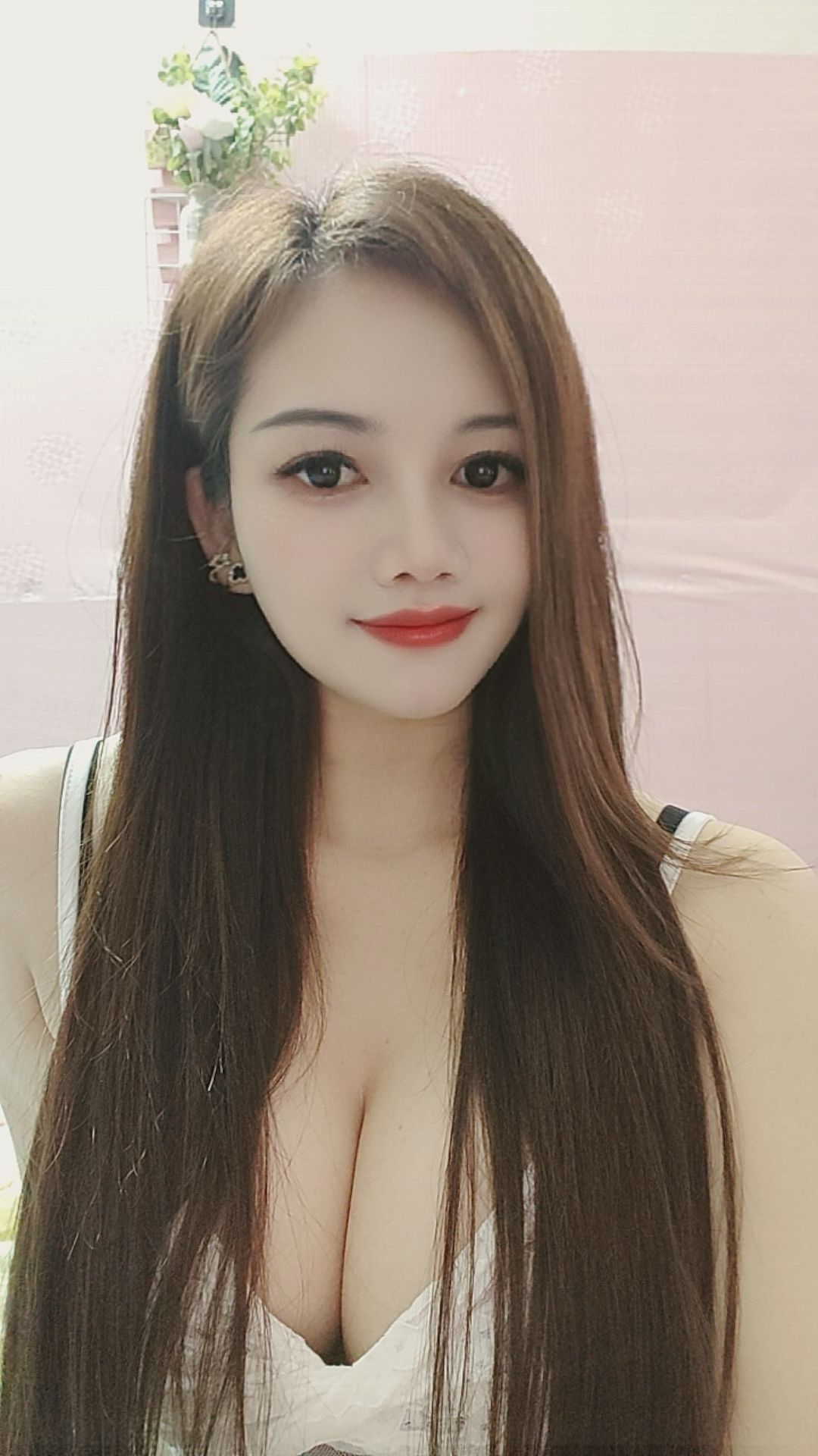 梅花园恩琪 新人 大乃得劲 乃子很滑 乳交 乃推一绝