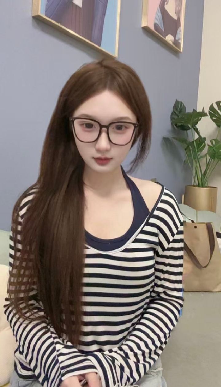 蜀山兼职嫩妹小橘子