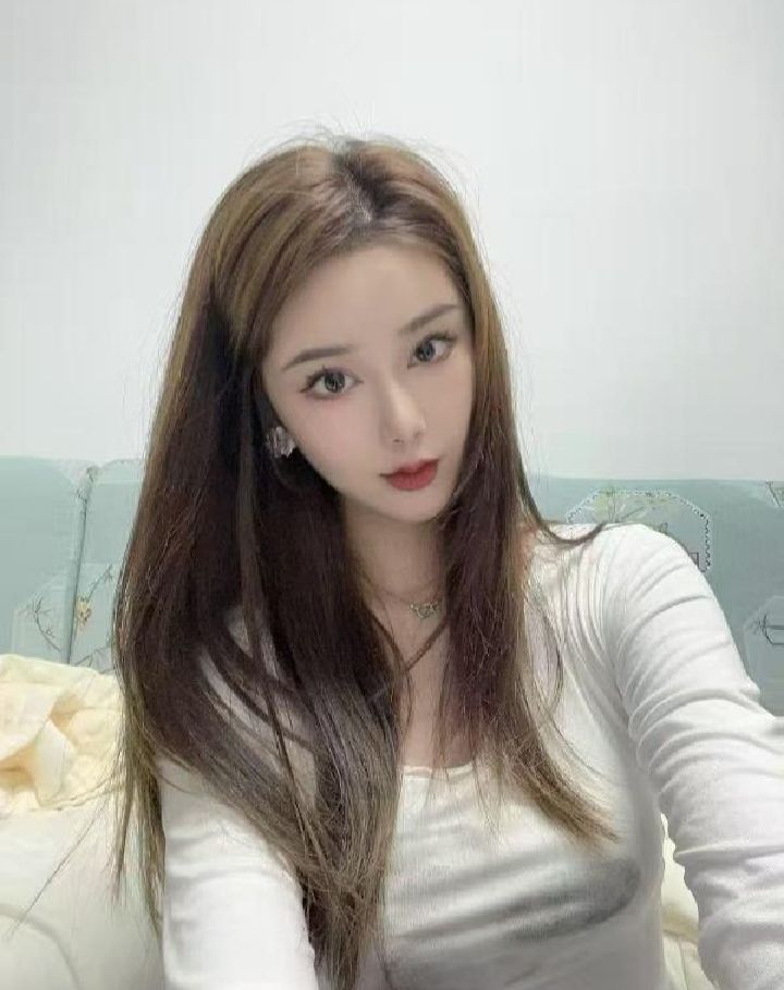 瑶海美艳御姐甜甜圈