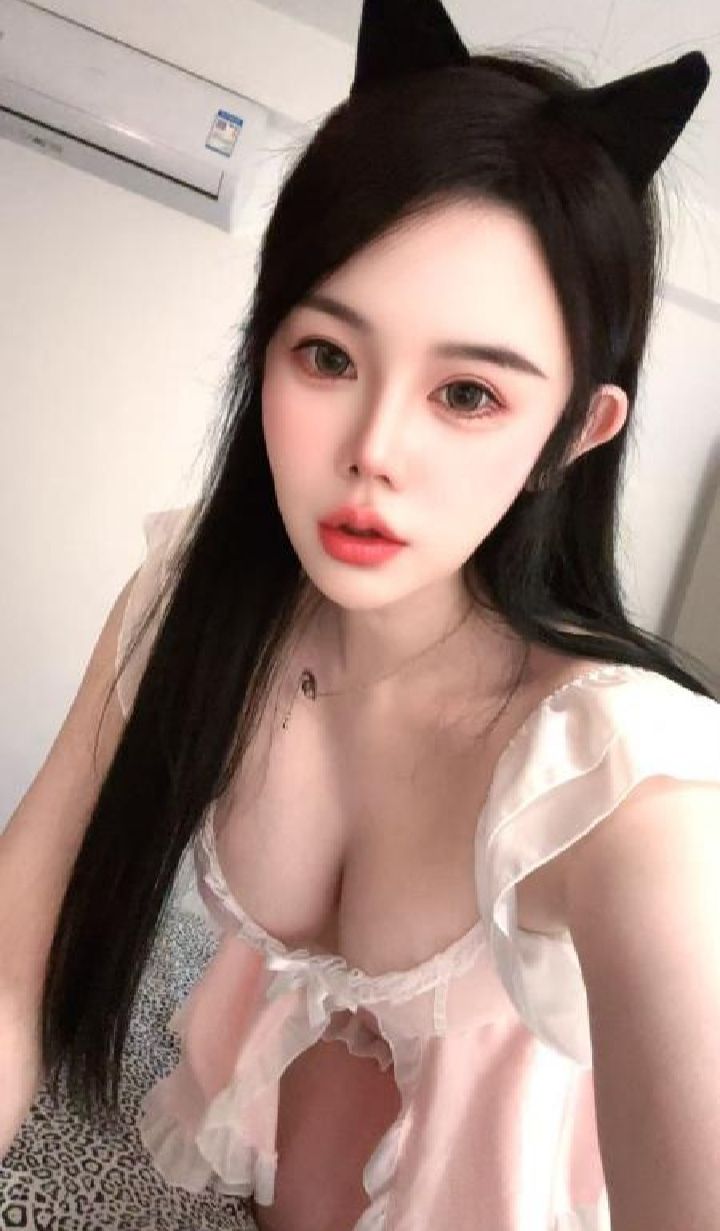 颜值爆乳御姐文静