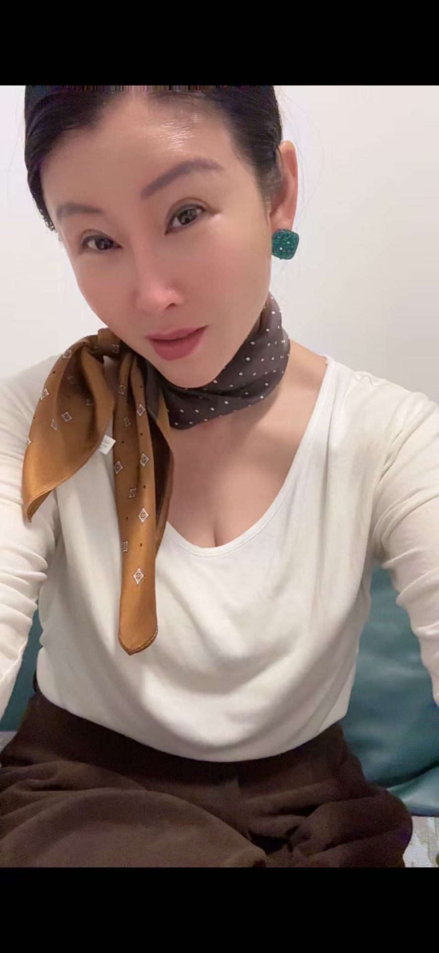 气质少妇，净高162厘米本人相似程度百分八十。