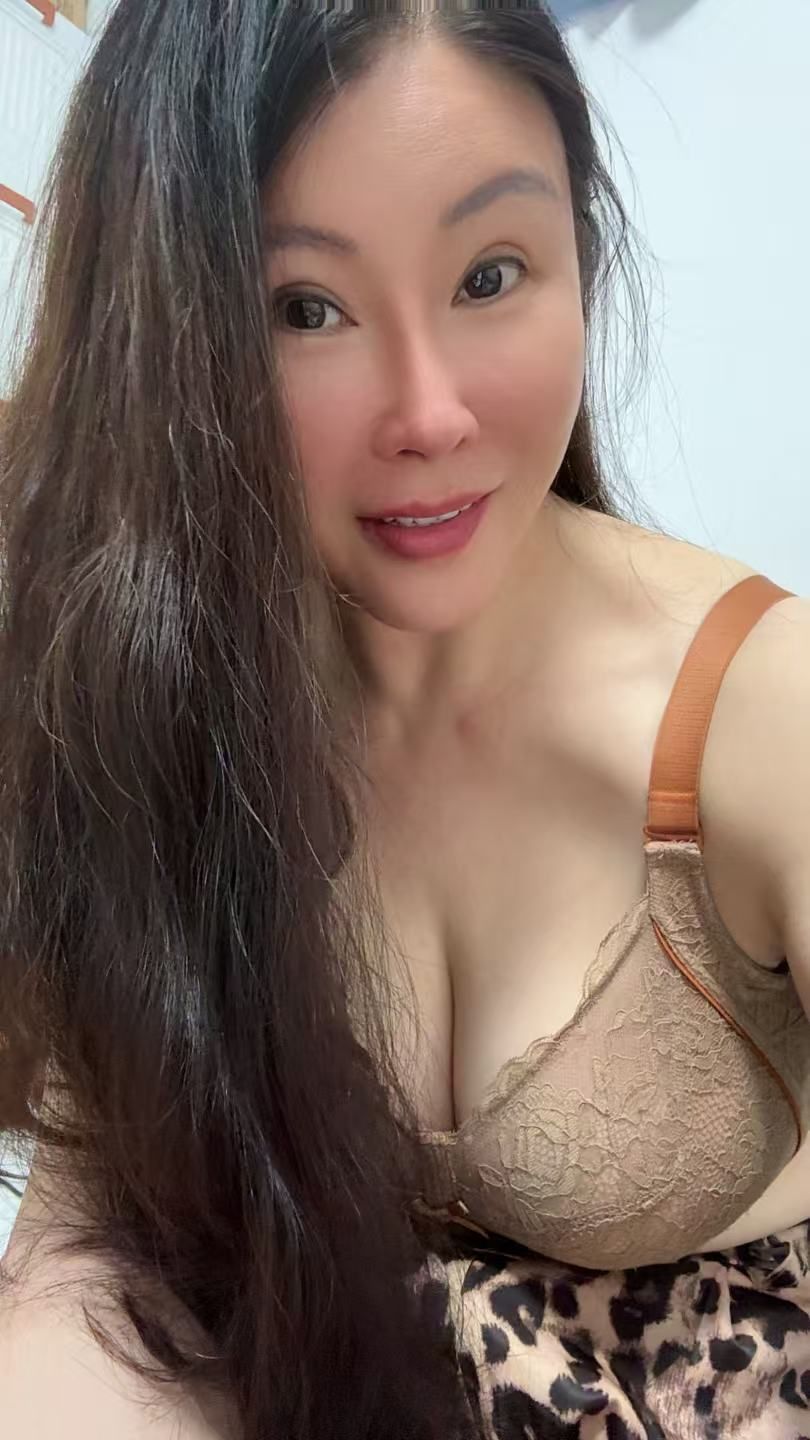 纯天然少妇，值得一试