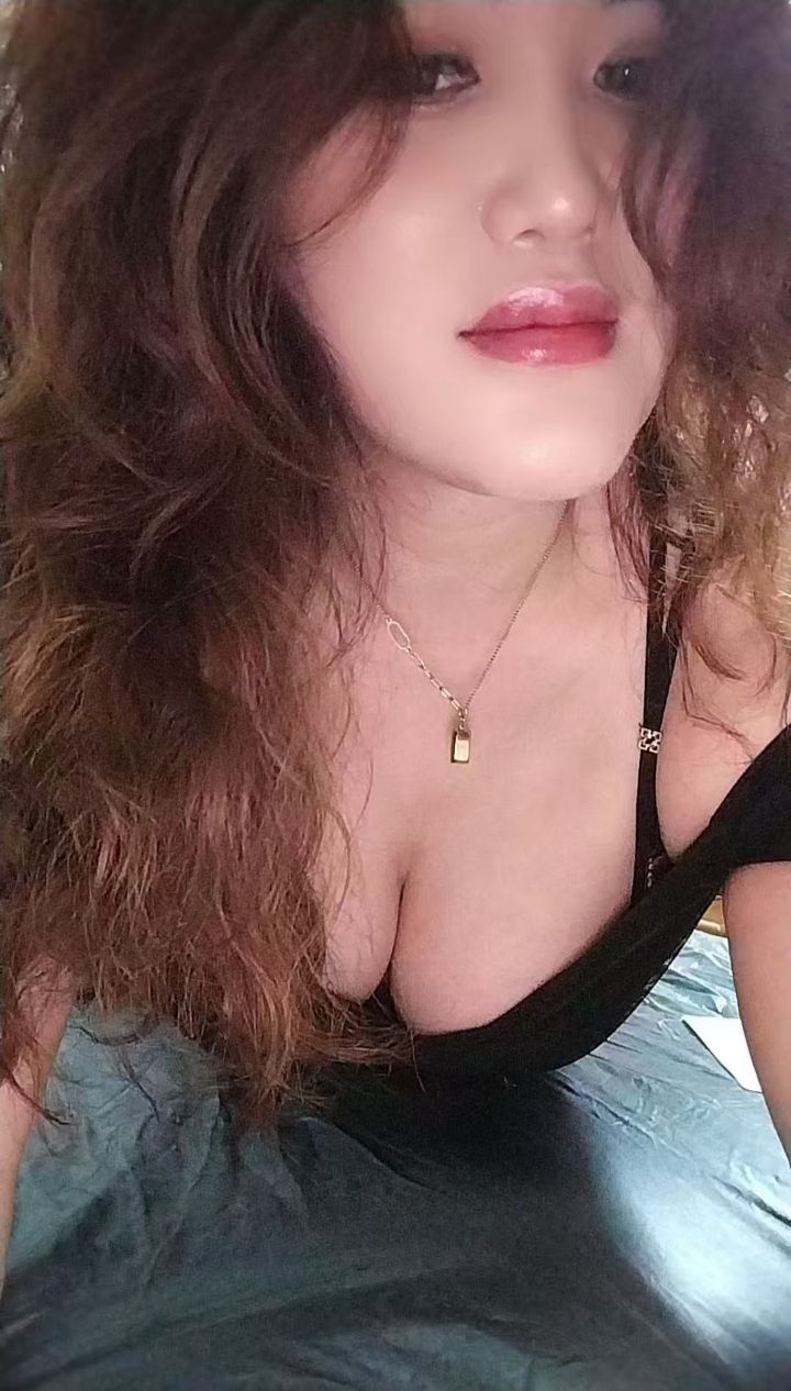 丰满水润欲女丽丽