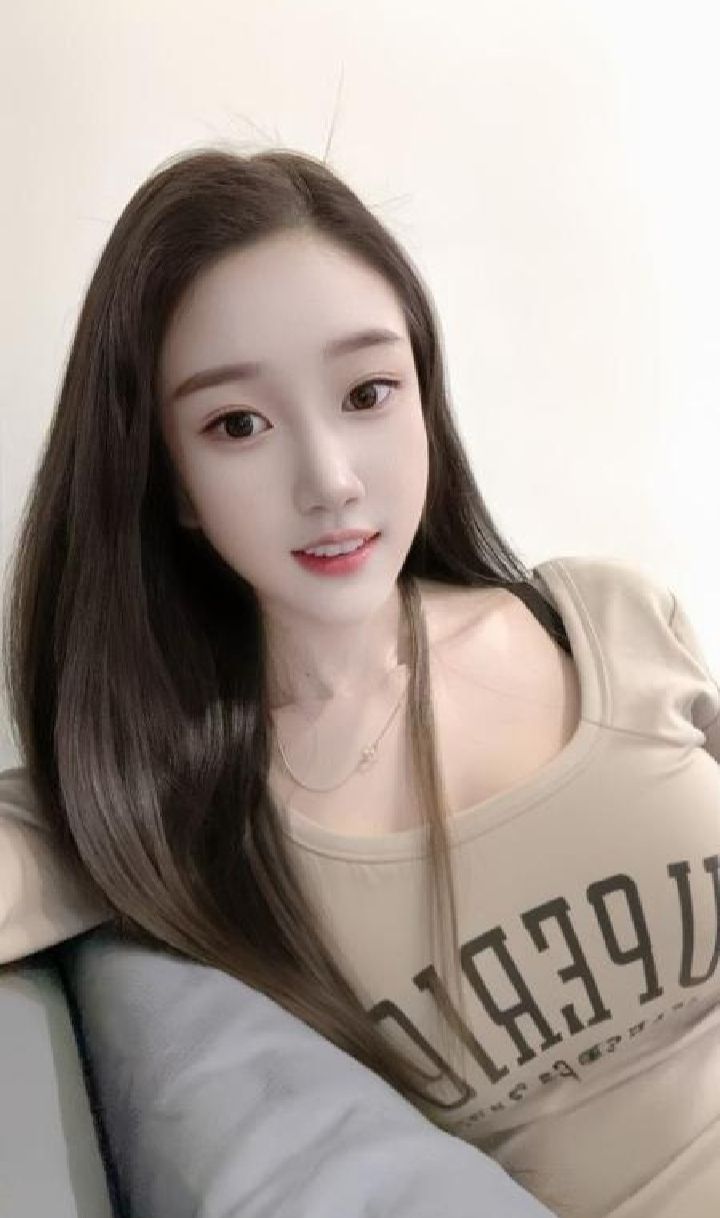 昆山气质嫩妹雪瑶