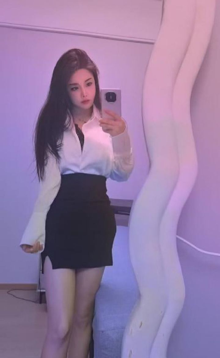 新市美乳颜值嫩妹