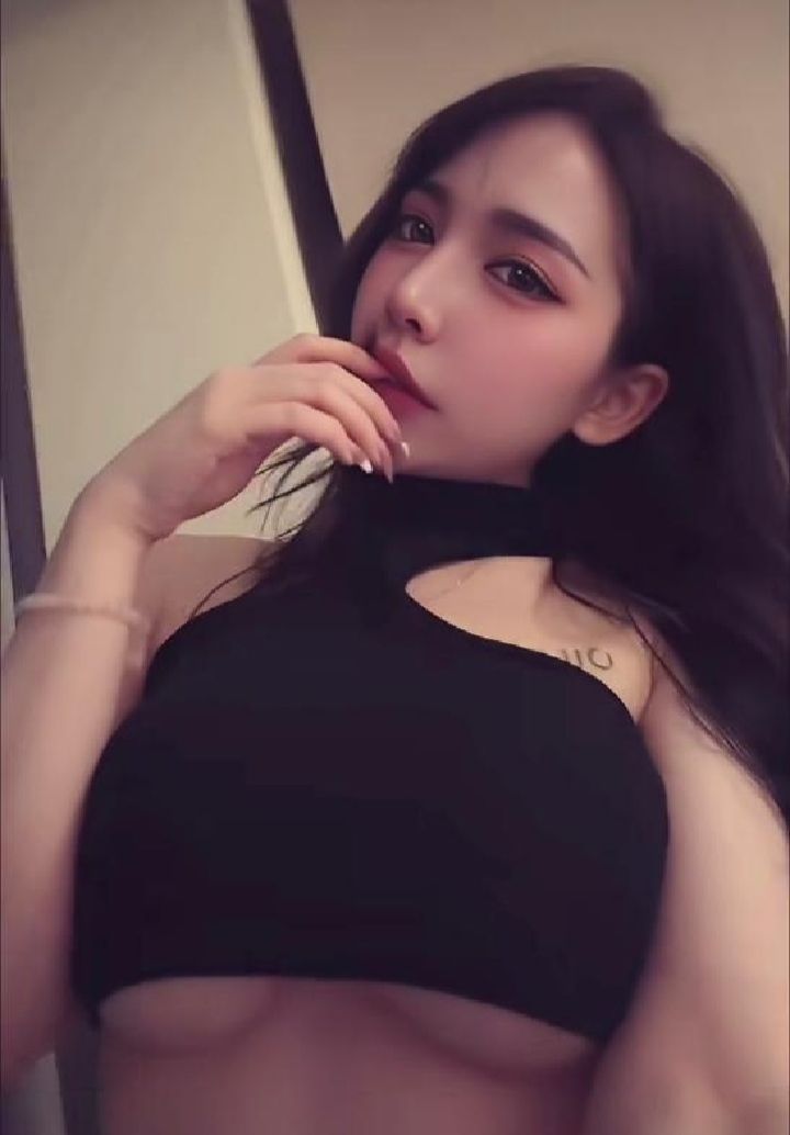 西湖爆乳情趣御姐