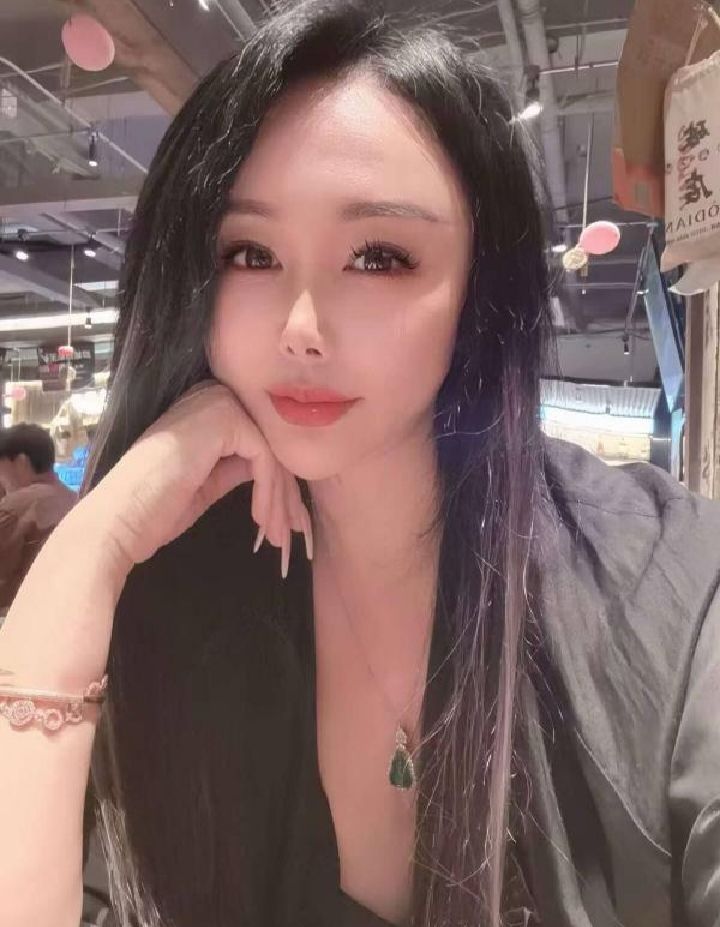 杨浦韵味撩人御姐