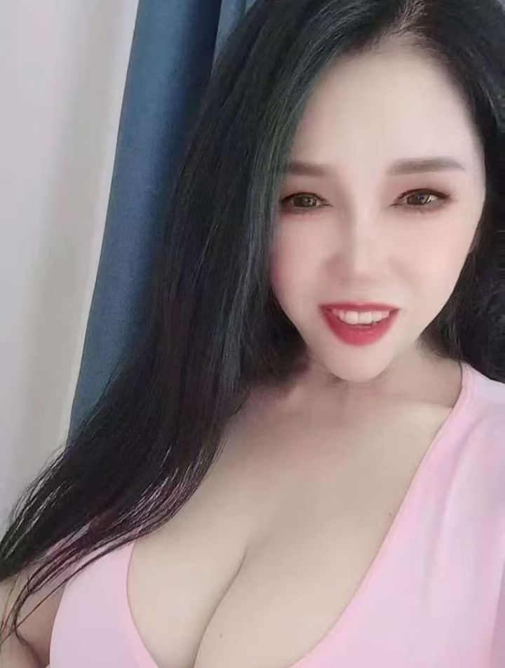 虹kB乳欲女少妇静姐