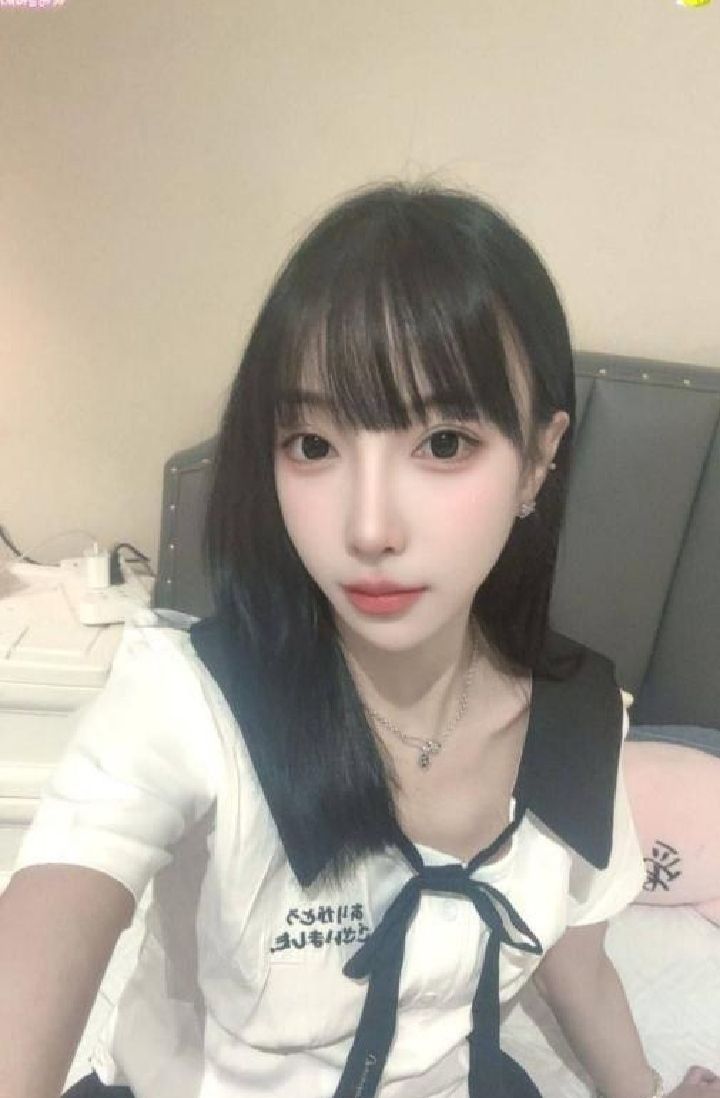 园区娇媚小欲女可欣
