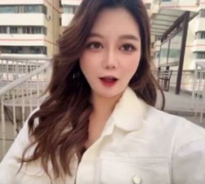 七里河的 年轻御姐  丝袜战神  活儿好颜值高