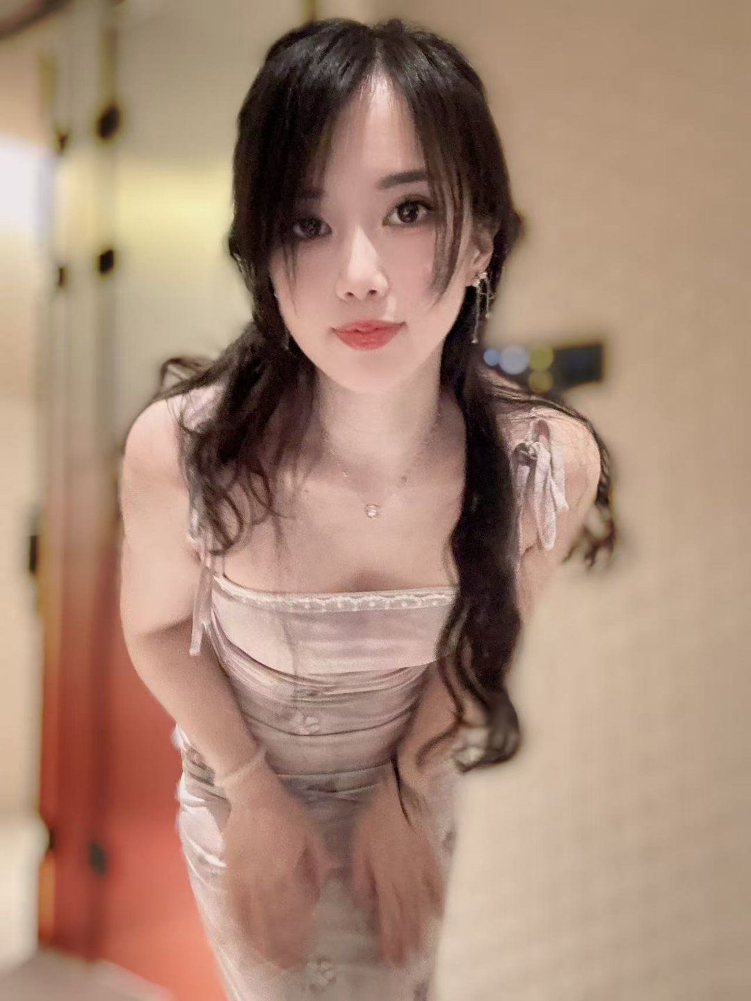 花都芝芝 身材好 笑容很甜 皮肤丝滑 紧致水多