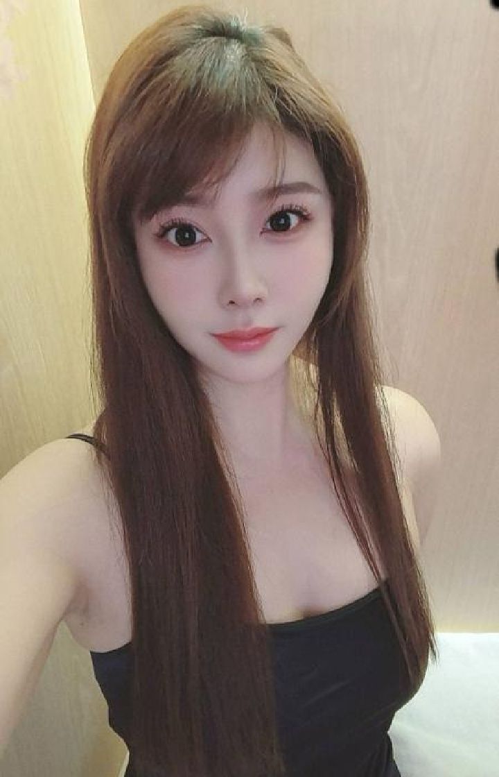 盘龙服务系御姐小雨