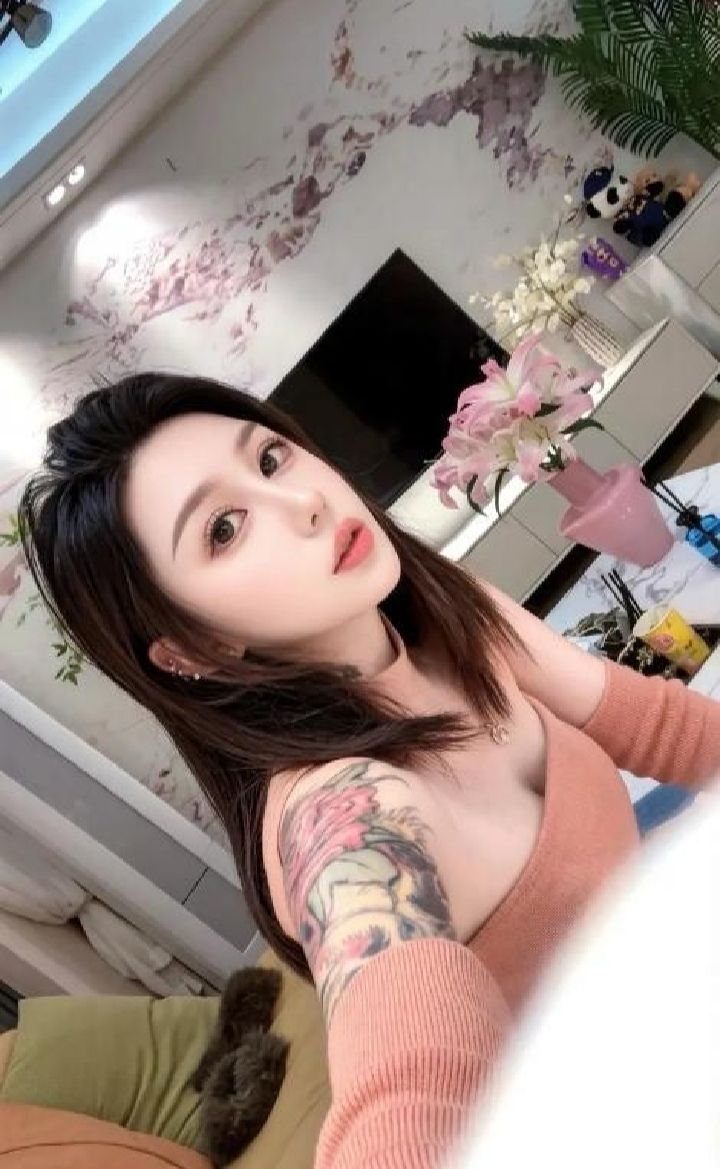 私教大奶妖姬莫妮卡