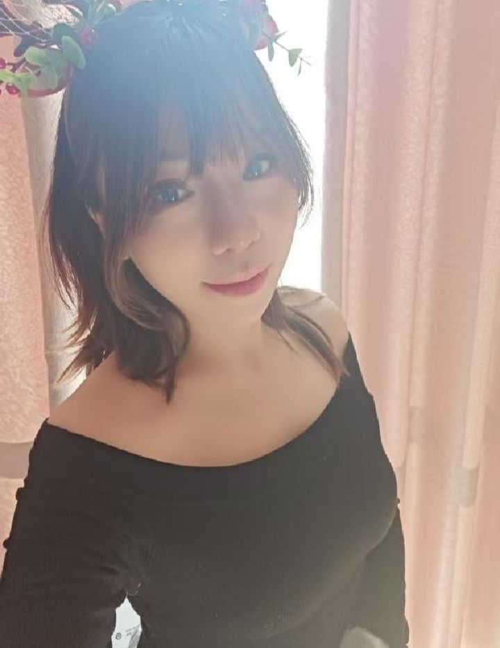 西山大奶长舌少妇