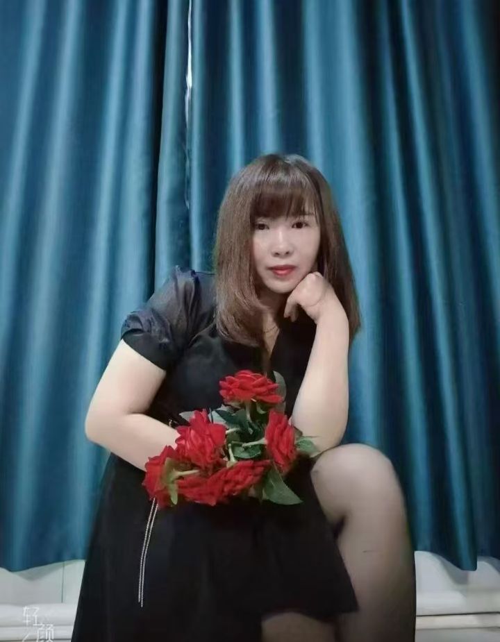 西湖大奶泄火少妇
