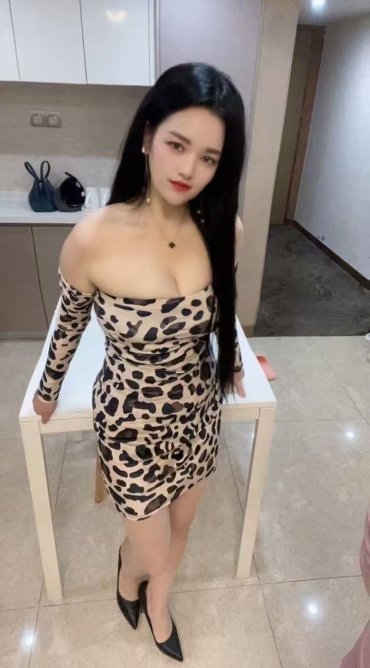 天河爆乳辣妹小烩