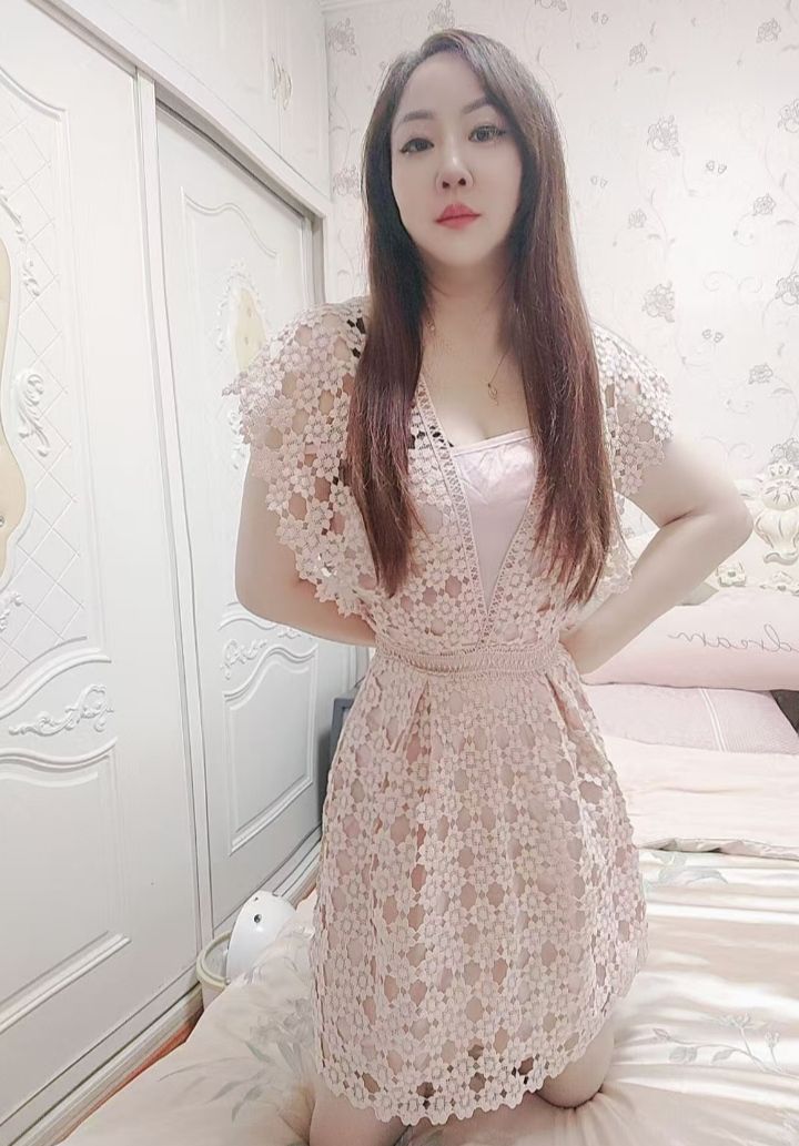 丰满热辣少妇小玉