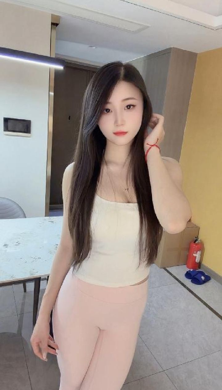 萧山瑜伽裤辣妹思思