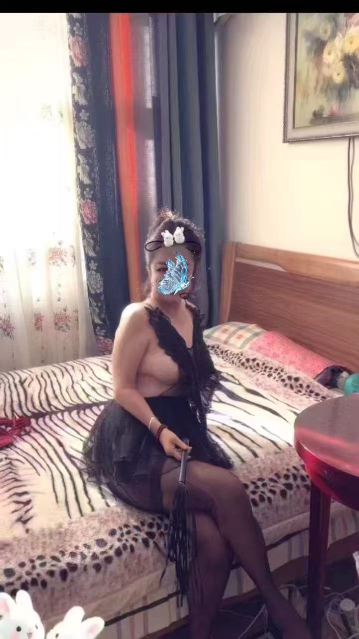 宝龙广场野花香
