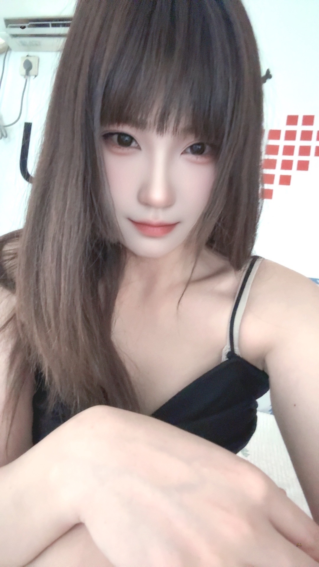 活泼开朗薇薇小妞