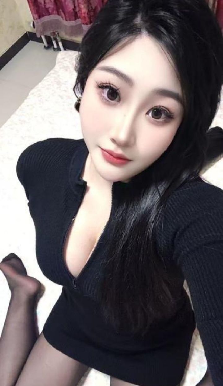 美腿大波波妖姬梦琪