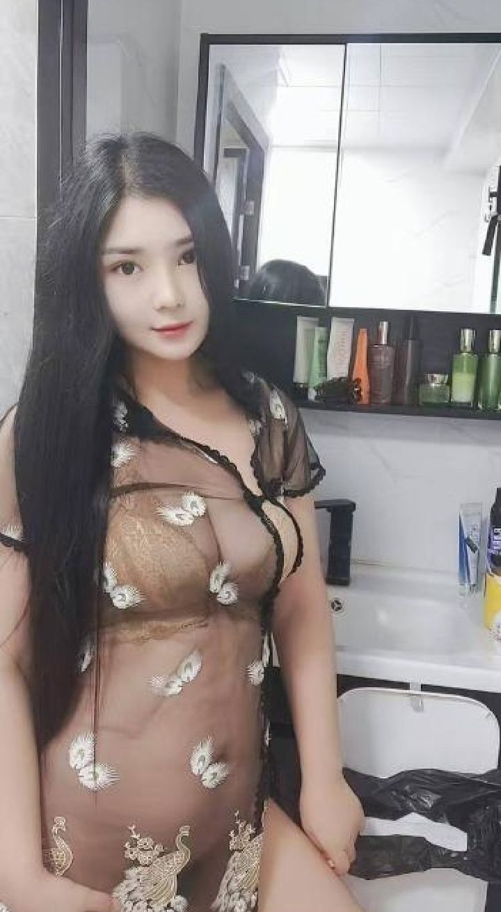 宝安肉臀辣妹小倩