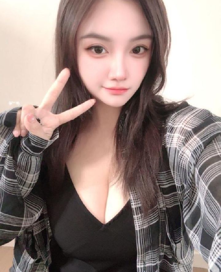 岳麓巨乳辣妹小琴