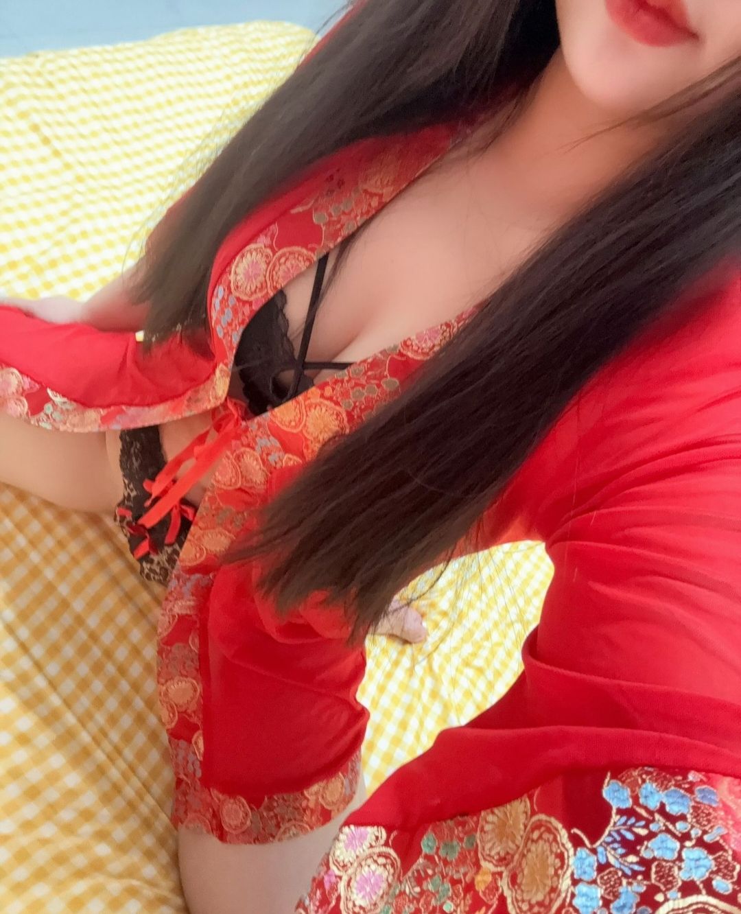 刚来呼市火辣吸精少妇