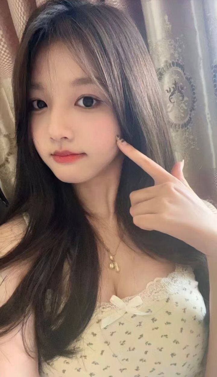性感诱人甜妹多多