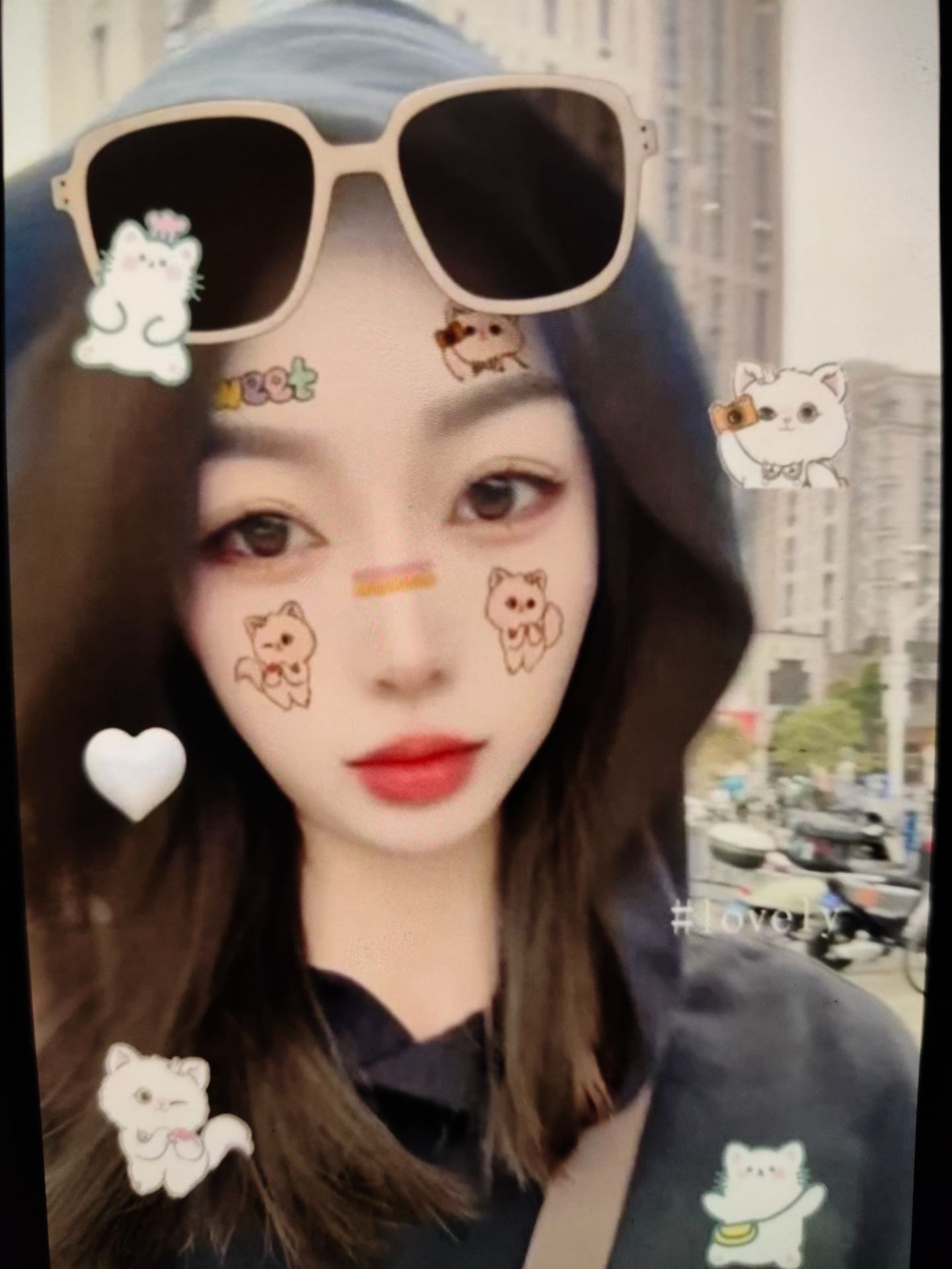 身材很不错滴微胖外围