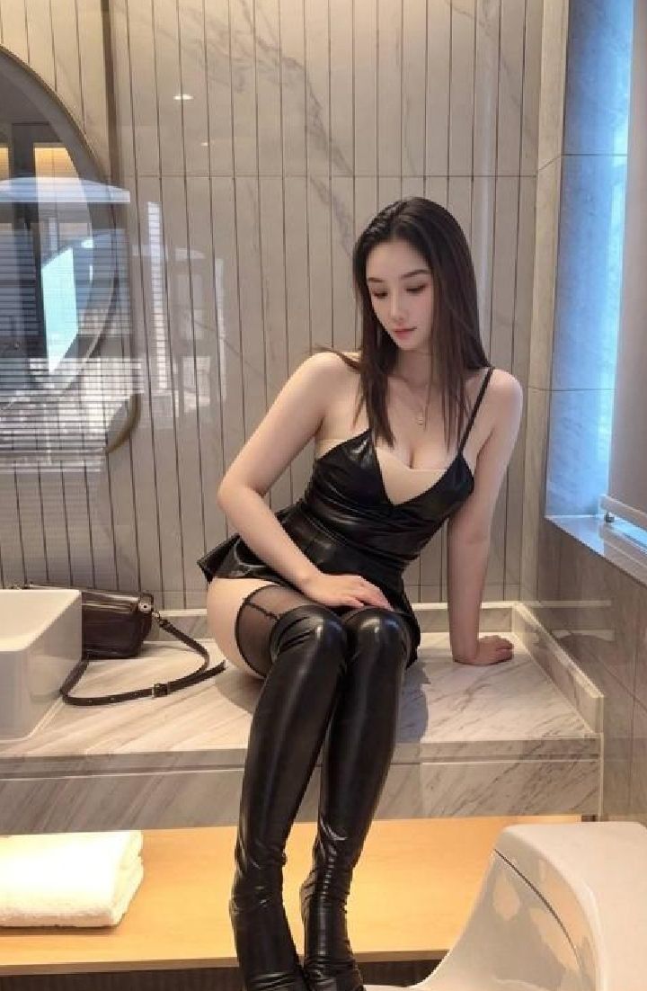 多汁情趣欲女艾薇