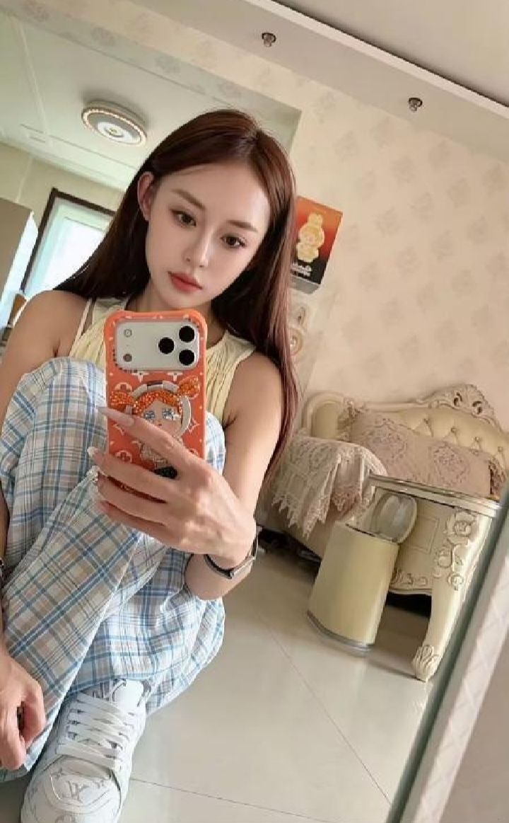 戈江水润甜妹小鱼